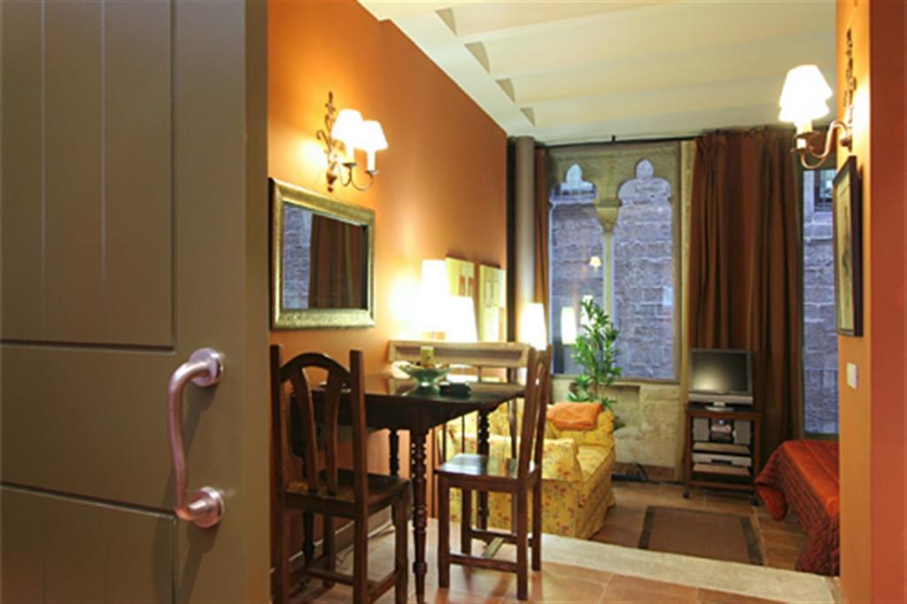 Friendly Rentals Dali Βαρκελώνη Δωμάτιο φωτογραφία